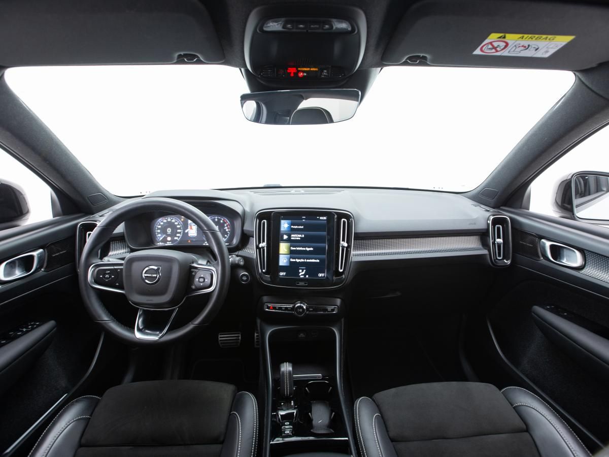 volvo-xc40-2022-hibrido-a-gasolina-1477cc