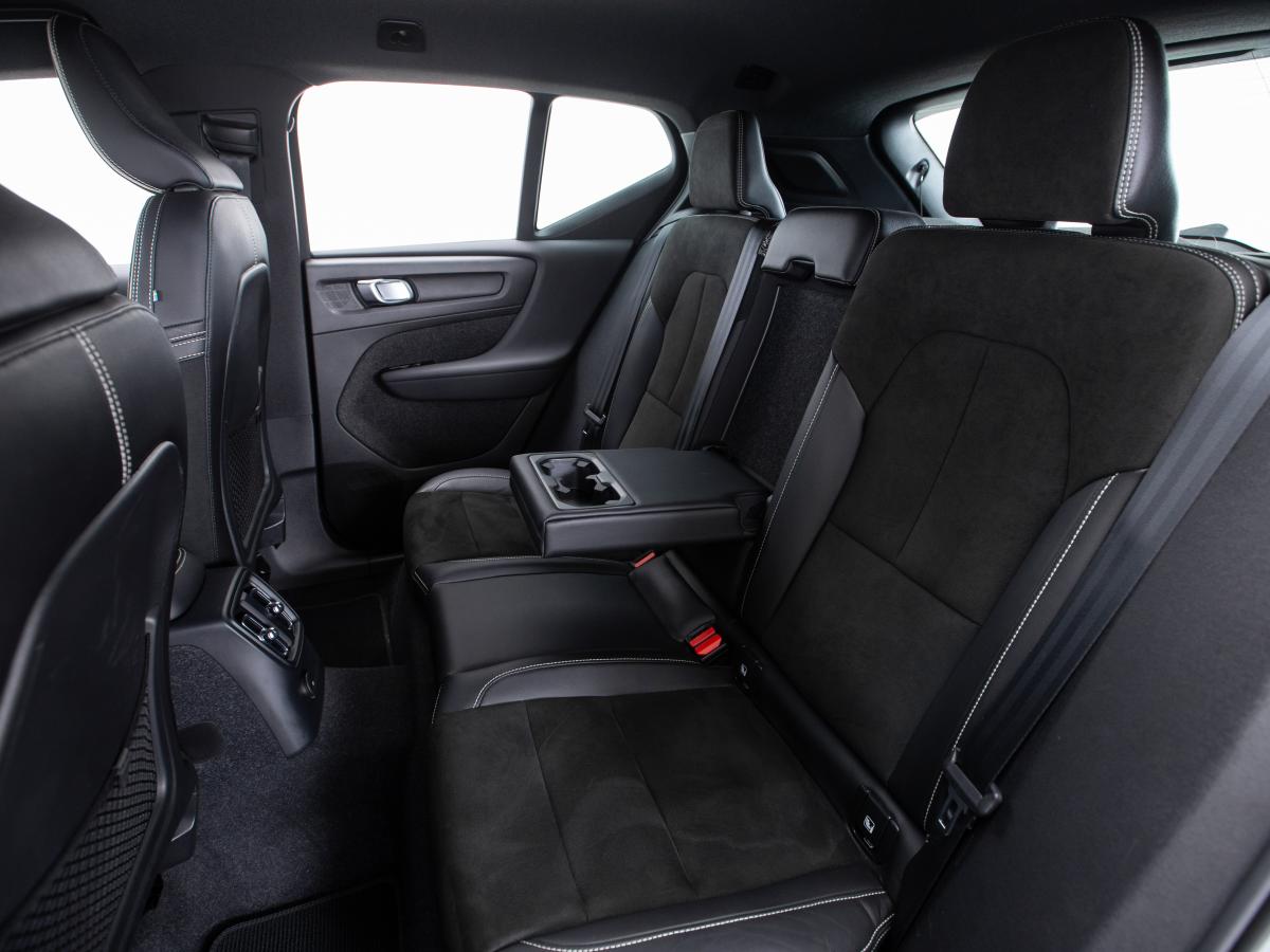 volvo-xc40-2022-hibrido-a-gasolina-1477cc