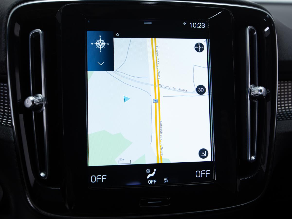 volvo-xc40-2022-hibrido-a-gasolina-1477cc