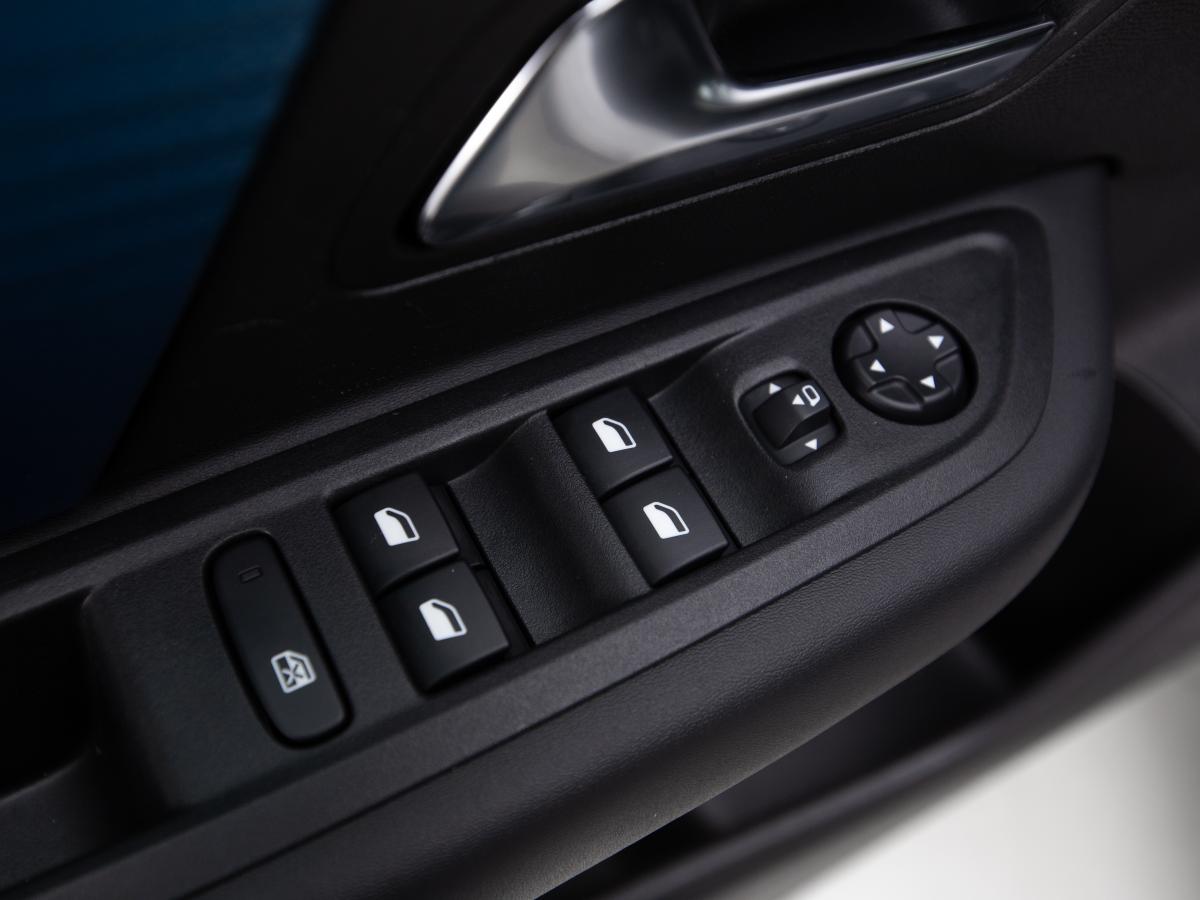 citroen-c4-2023-eletrico-0cc