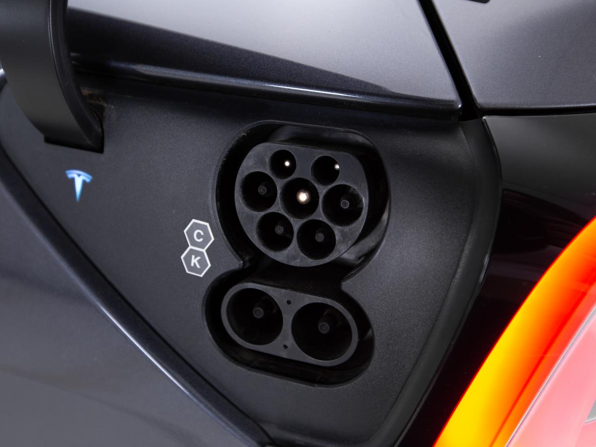 tesla-model-3-2022-eletrico-0cc