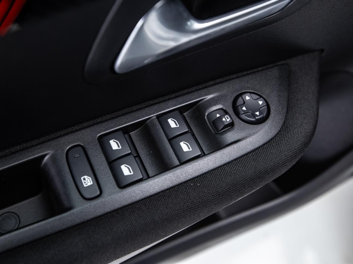 peugeot-e-208-2022-eletrico-0cc