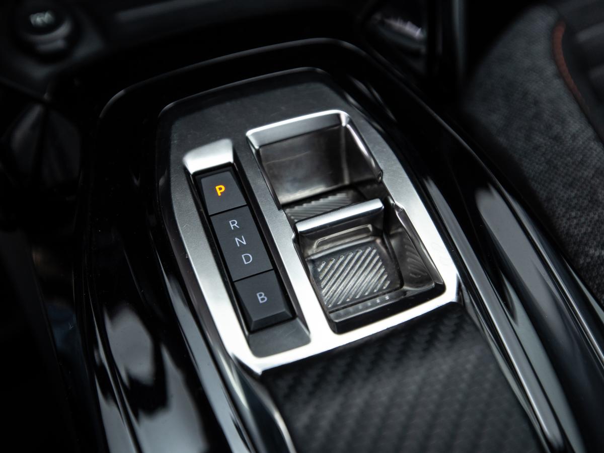 peugeot-e-208-2022-eletrico-0cc
