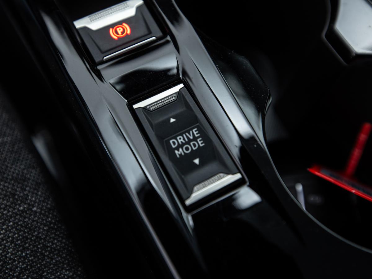 peugeot-e-208-2022-eletrico-0cc