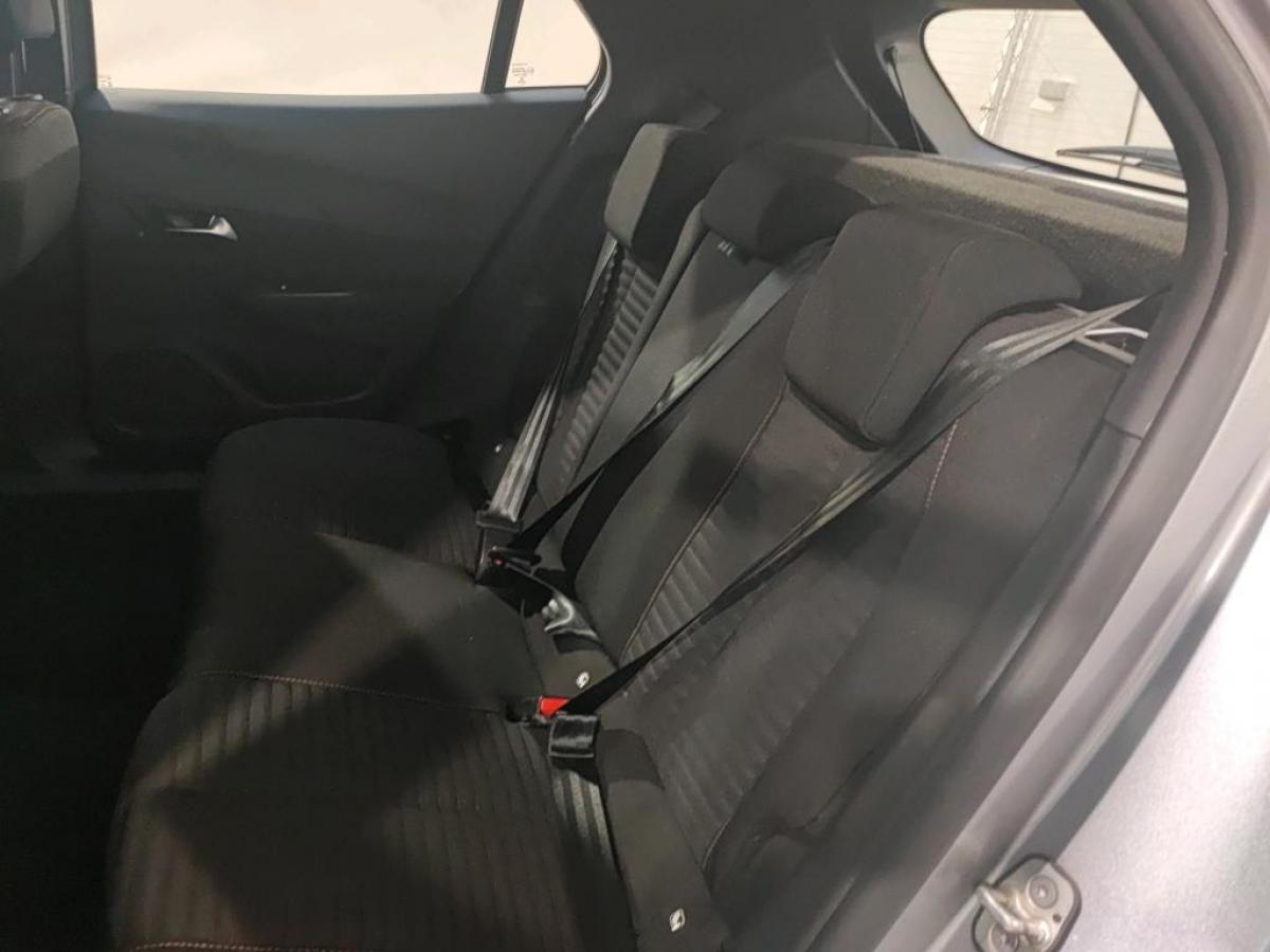 peugeot-2008-2023-diesel-1499cc