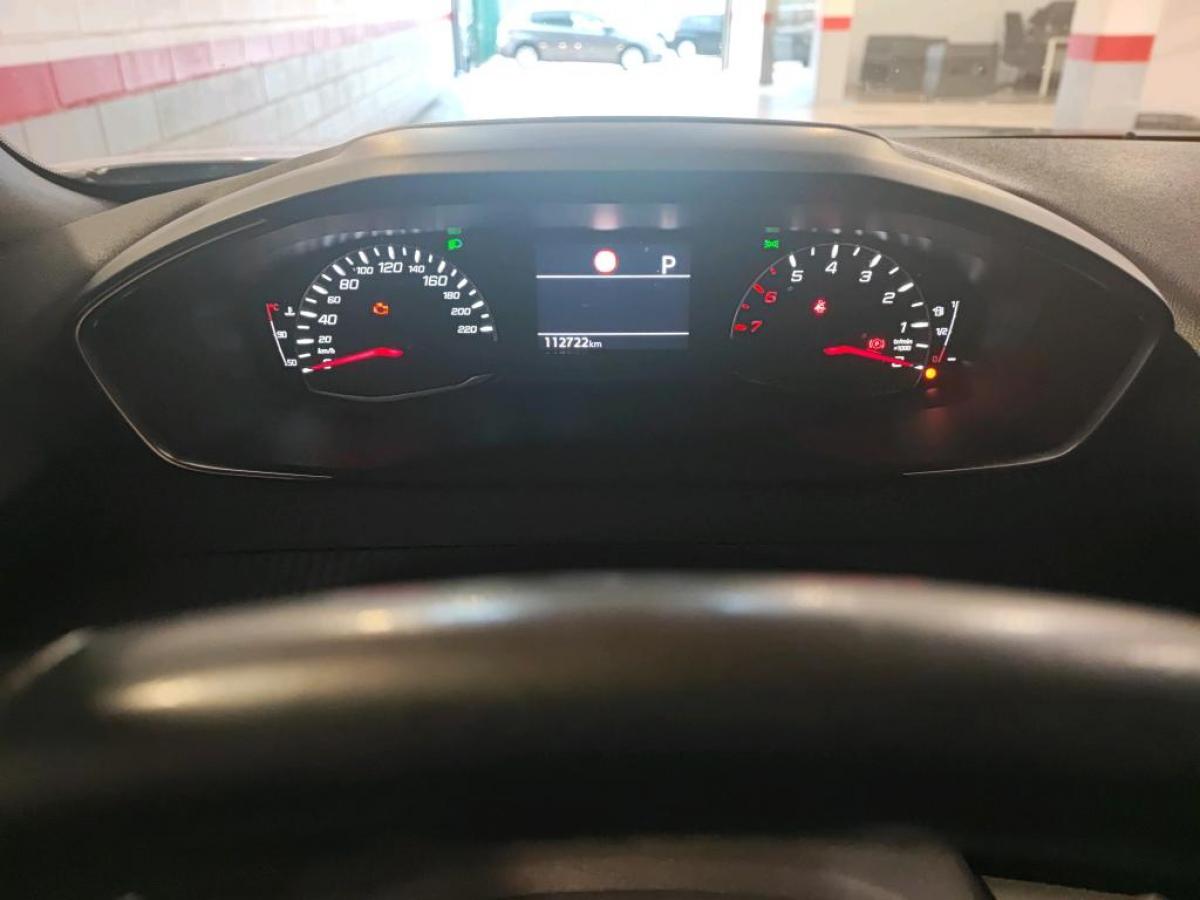 peugeot-2008-2023-diesel-1499cc