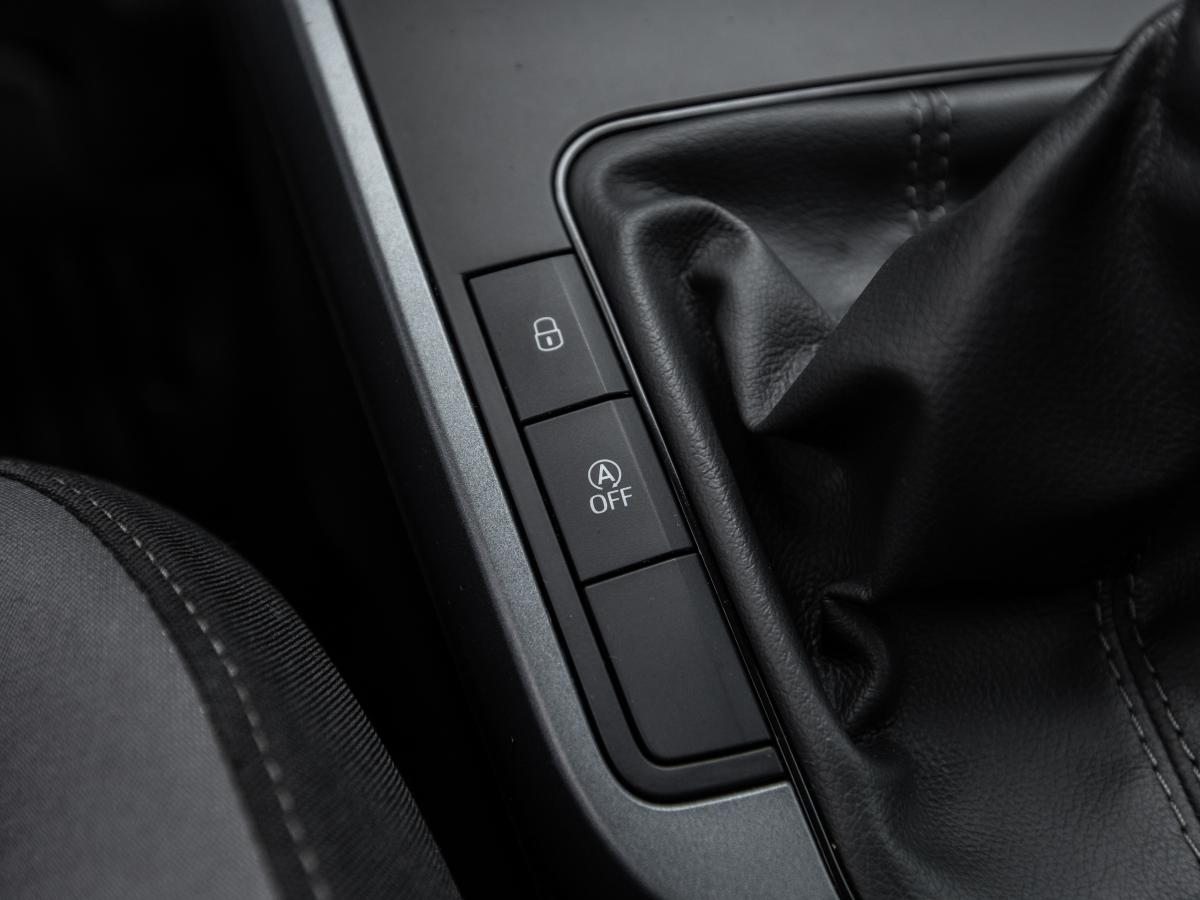 seat-arona-2019-diesel-1598cc