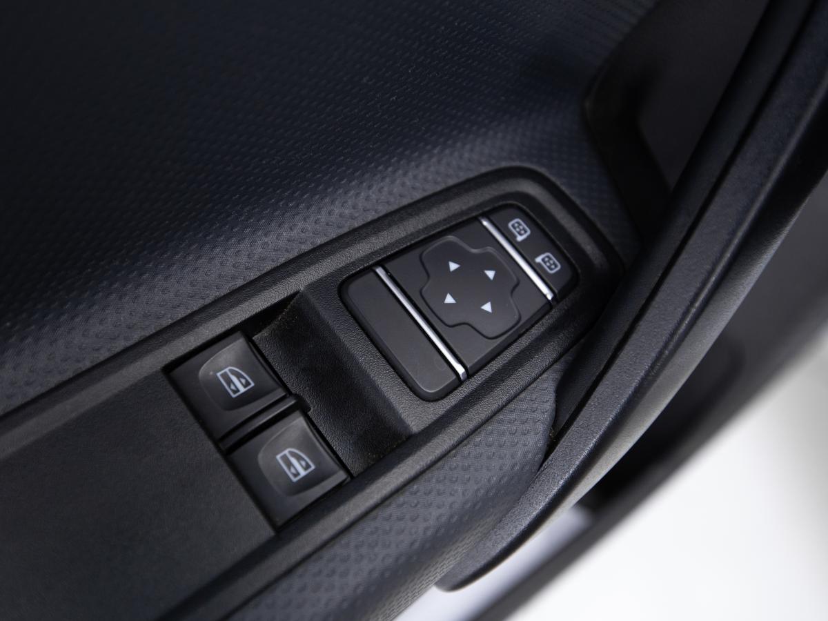 mercedes-benz-citan-2023-diesel-1461cc