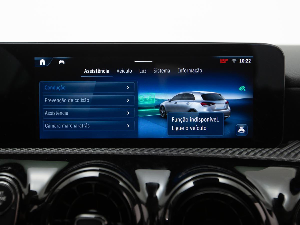 mercedes-benz-classe-a-2023-hibrido-a-gasolina-1332cc