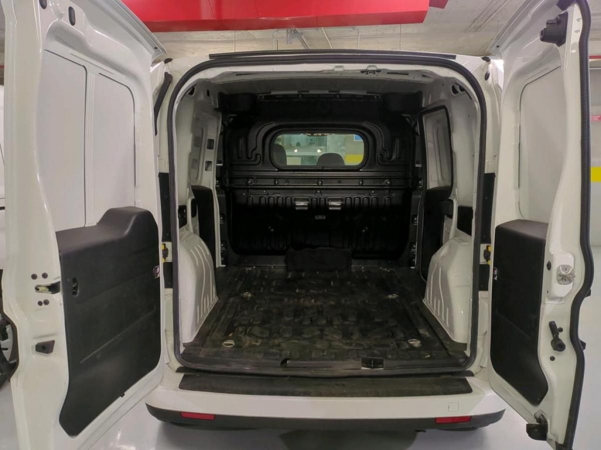 fiat-doblo-2023-diesel-1598cc