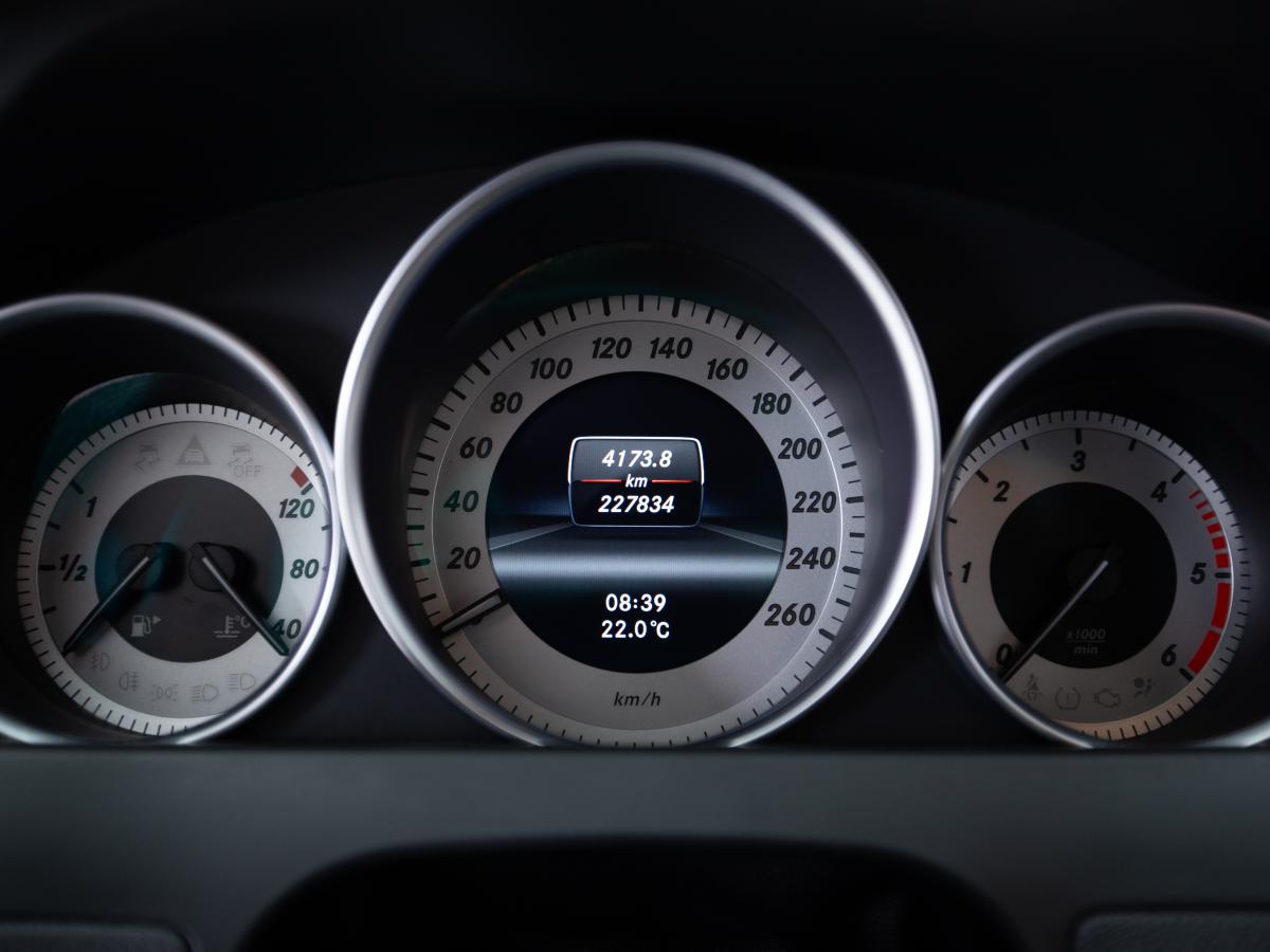 mercedes-benz-classe-c-2012-diesel-2143cc