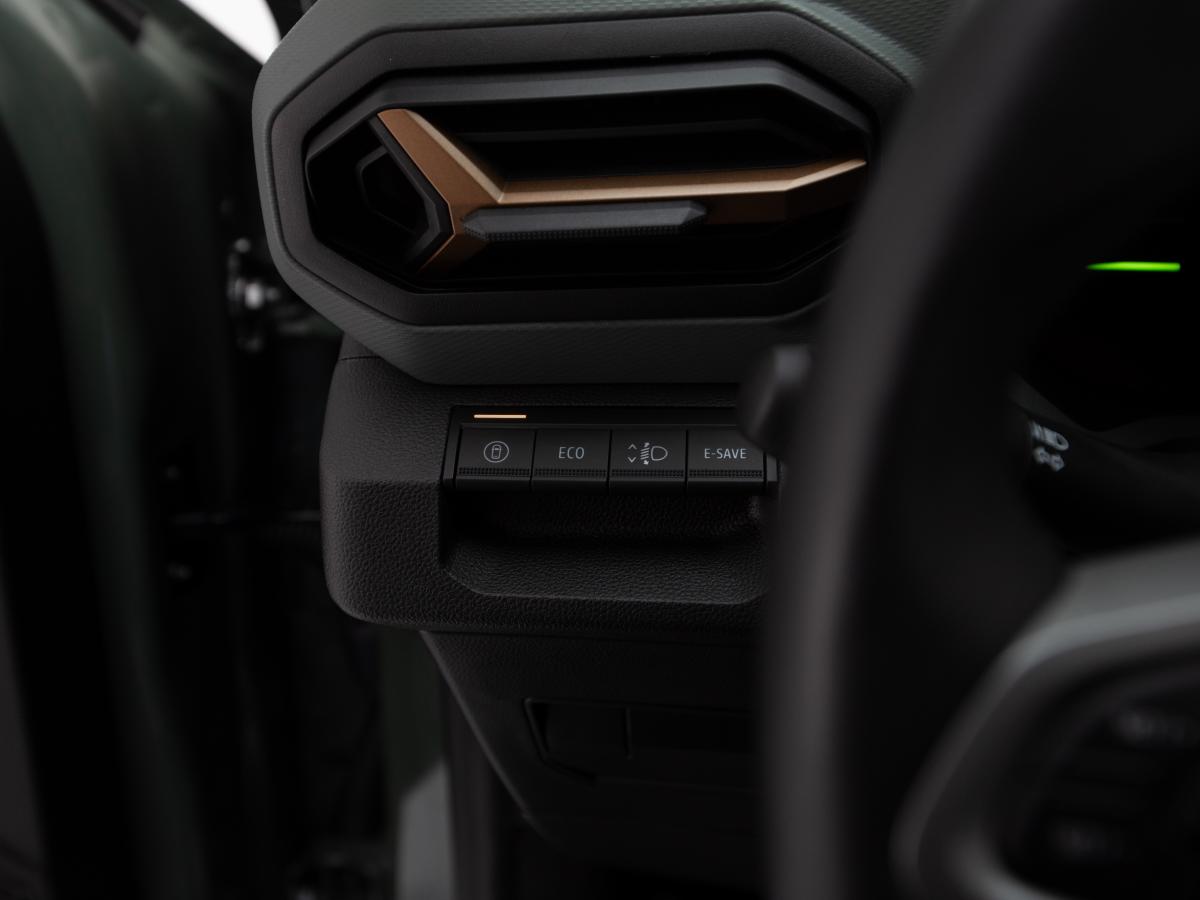 dacia-duster-2025-hibrido-a-gasolina-1598cc