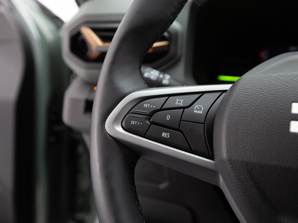 dacia-duster-2025-hibrido-a-gasolina-1598cc