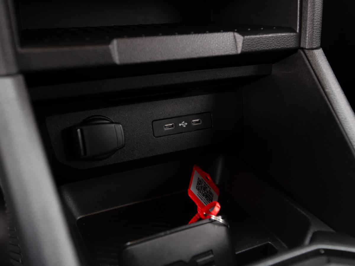 dacia-duster-2025-hibrido-a-gasolina-1598cc