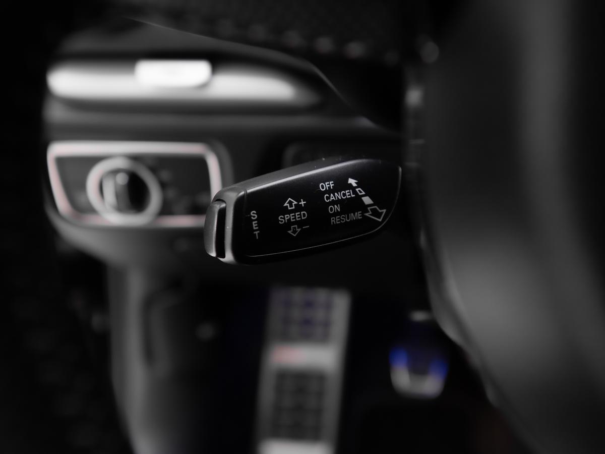 audi-a3-limousine-2015-diesel-1598cc