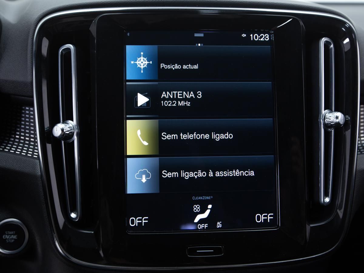 volvo-xc40-2022-hibrido-a-gasolina-1477cc