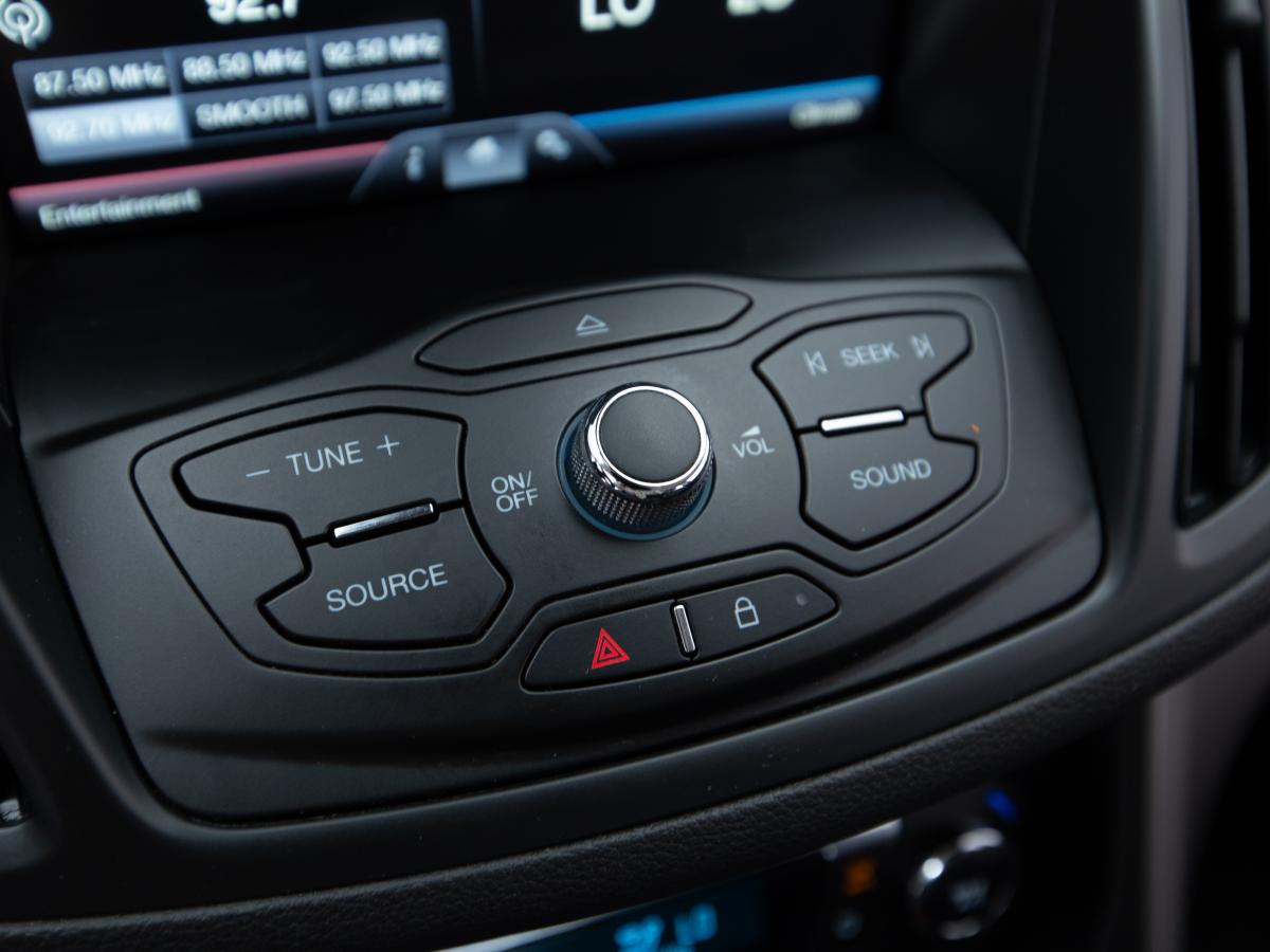 ford-kuga-2016-gasolina-1499cc