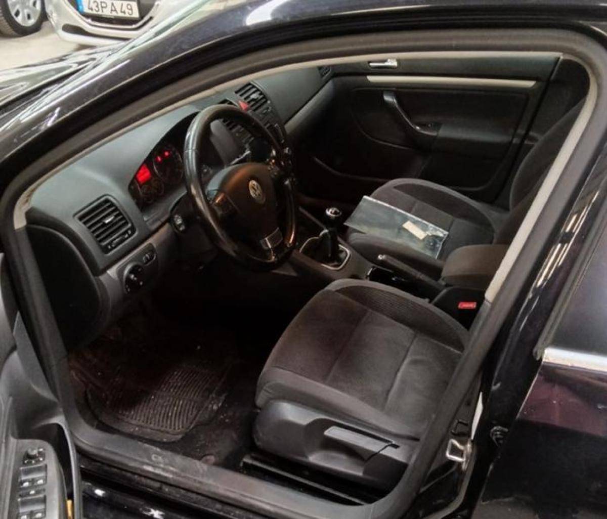 volkswagen-golf-variant-2009-diesel-1896cc