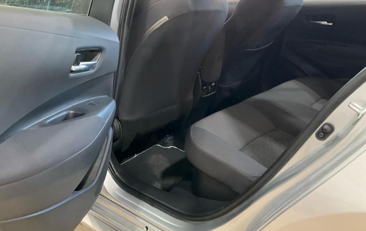 toyota-corolla-sw-2022-hibrido-a-gasolina-1798cc