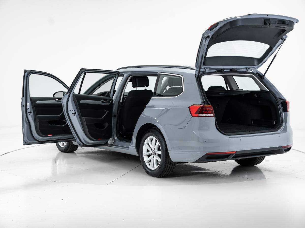 volkswagen-passat-variant-2022-diesel-1968cc
