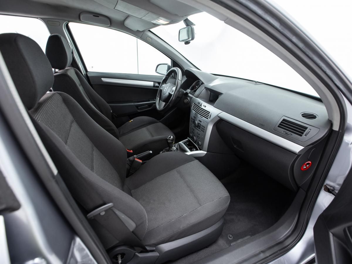 opel-astra-sport-tourer-2008-diesel-1686cc