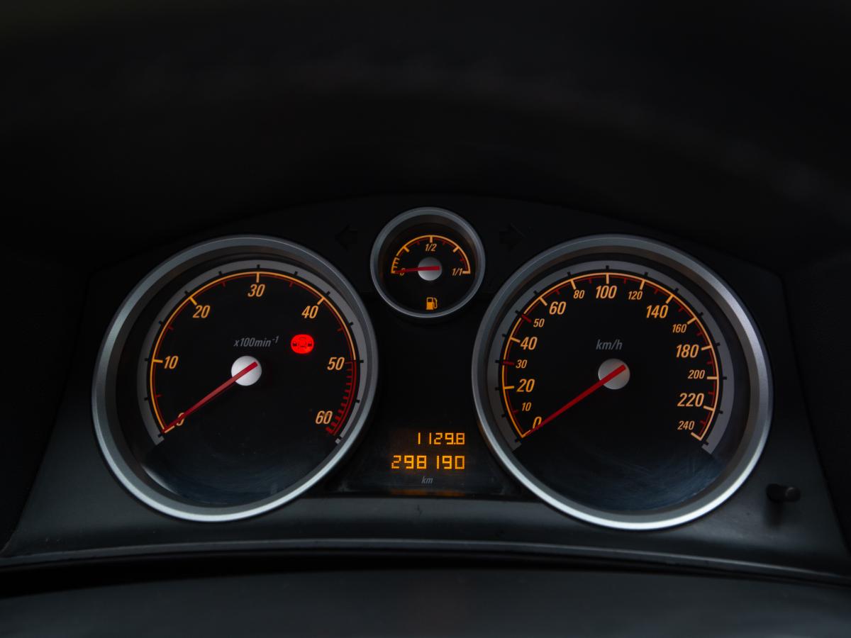 opel-astra-sport-tourer-2008-diesel-1686cc