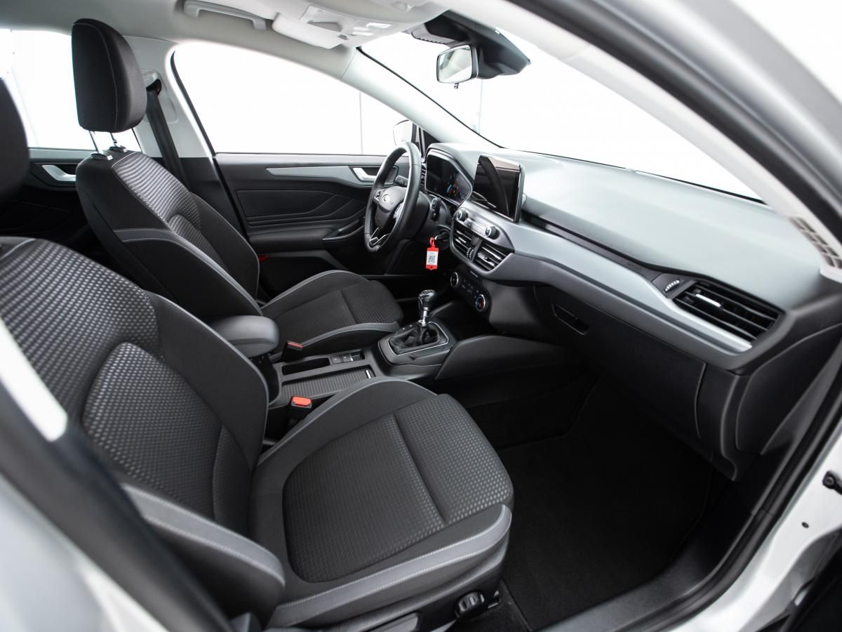 ford-focus-2022-diesel-1499cc