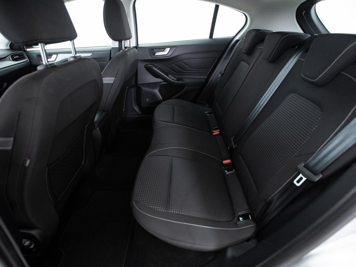 ford-focus-2022-diesel-1499cc