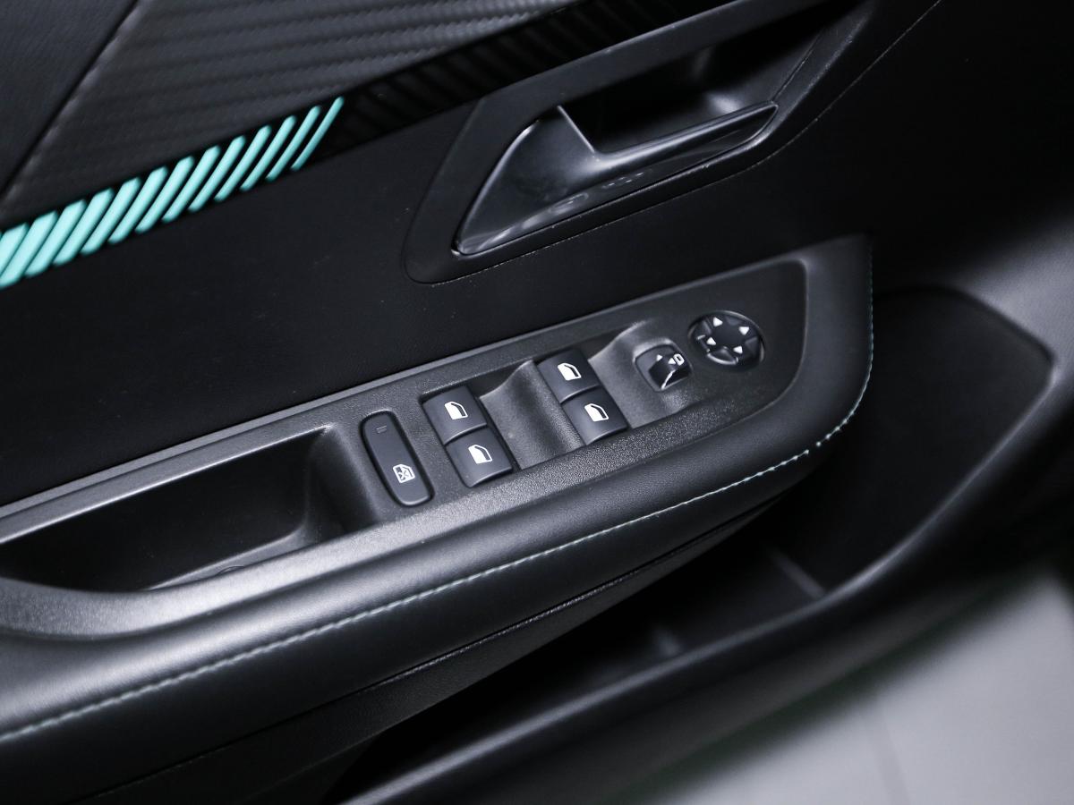 peugeot-e-208-2021-eletrico-0cc