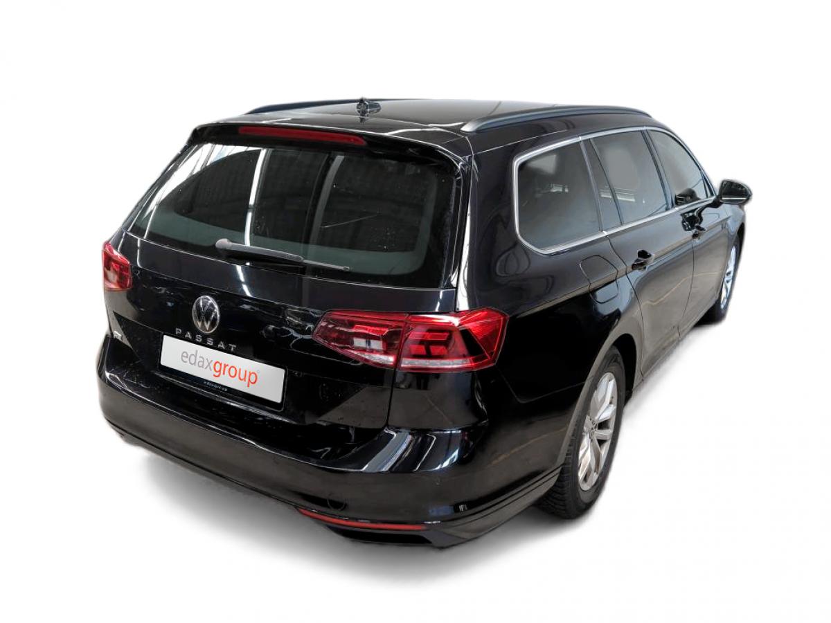 volkswagen-passat-variant-2022-diesel-1968cc