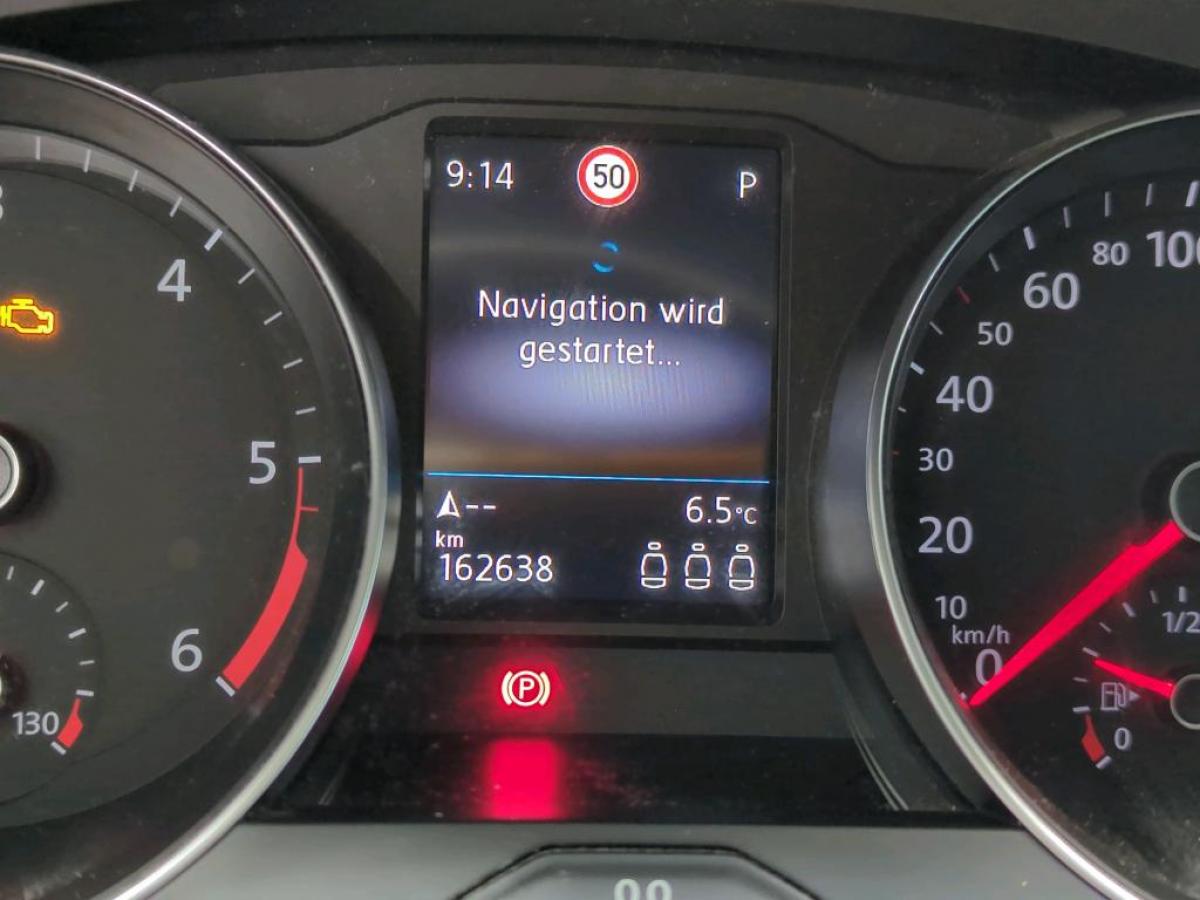 volkswagen-passat-variant-2022-diesel-1968cc