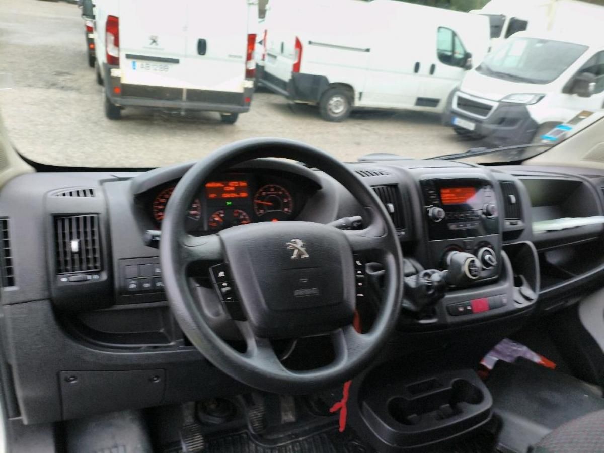 peugeot-boxer-2020-diesel-2179cc