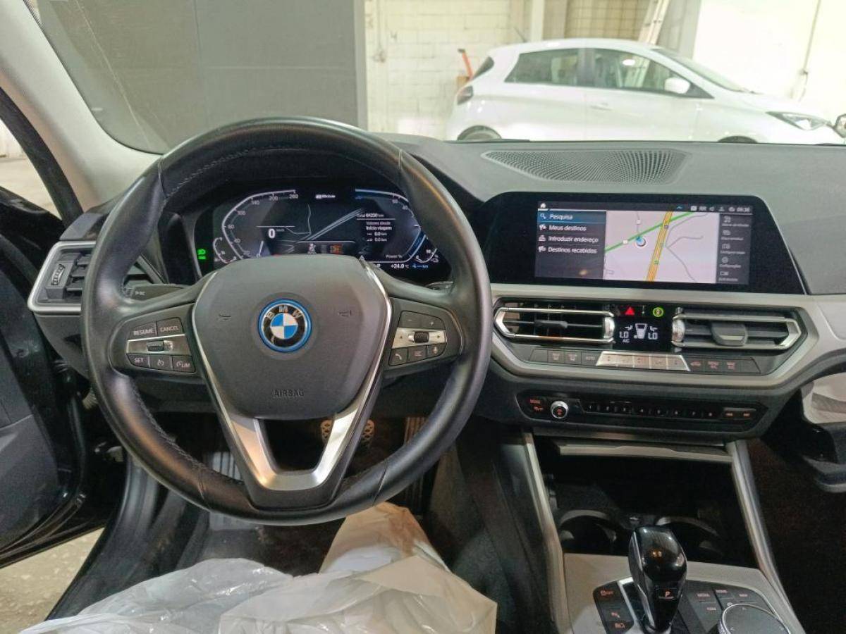 bmw-serie-3-2022-hibrido-a-gasolina-1998cc