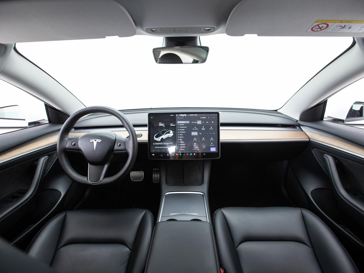 tesla-model-3-2022-eletrico-0cc