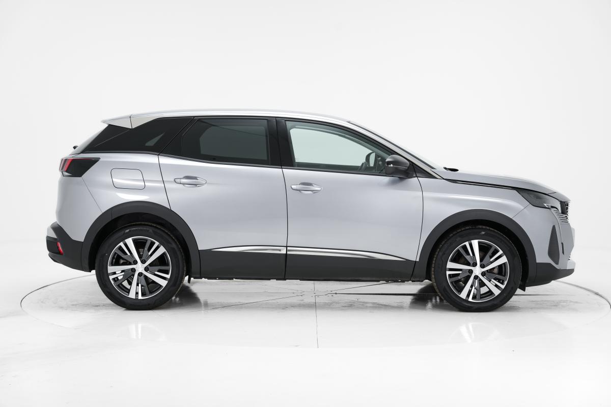 peugeot-3008-2022-diesel-1499cc