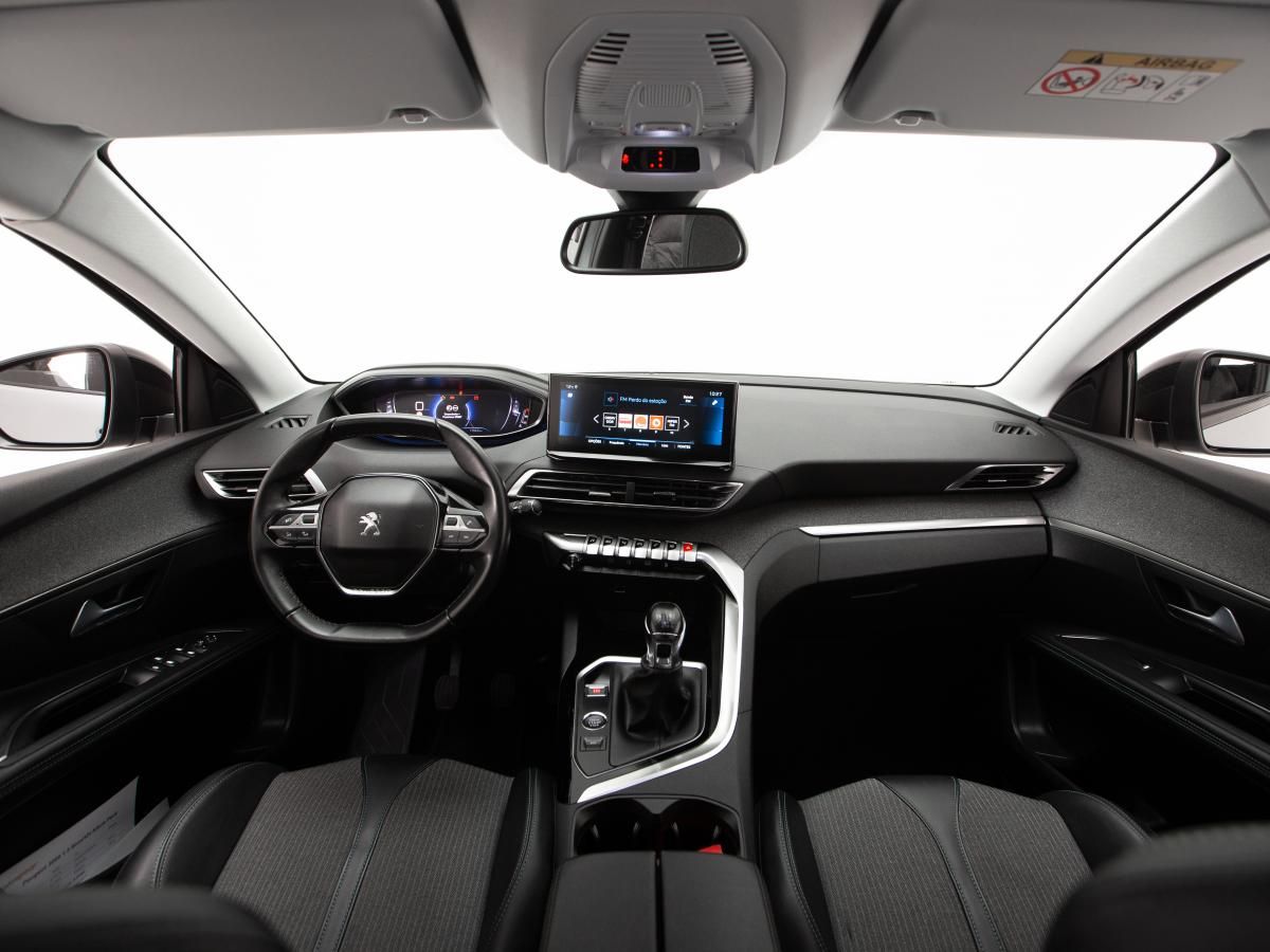 peugeot-3008-2022-diesel-1499cc
