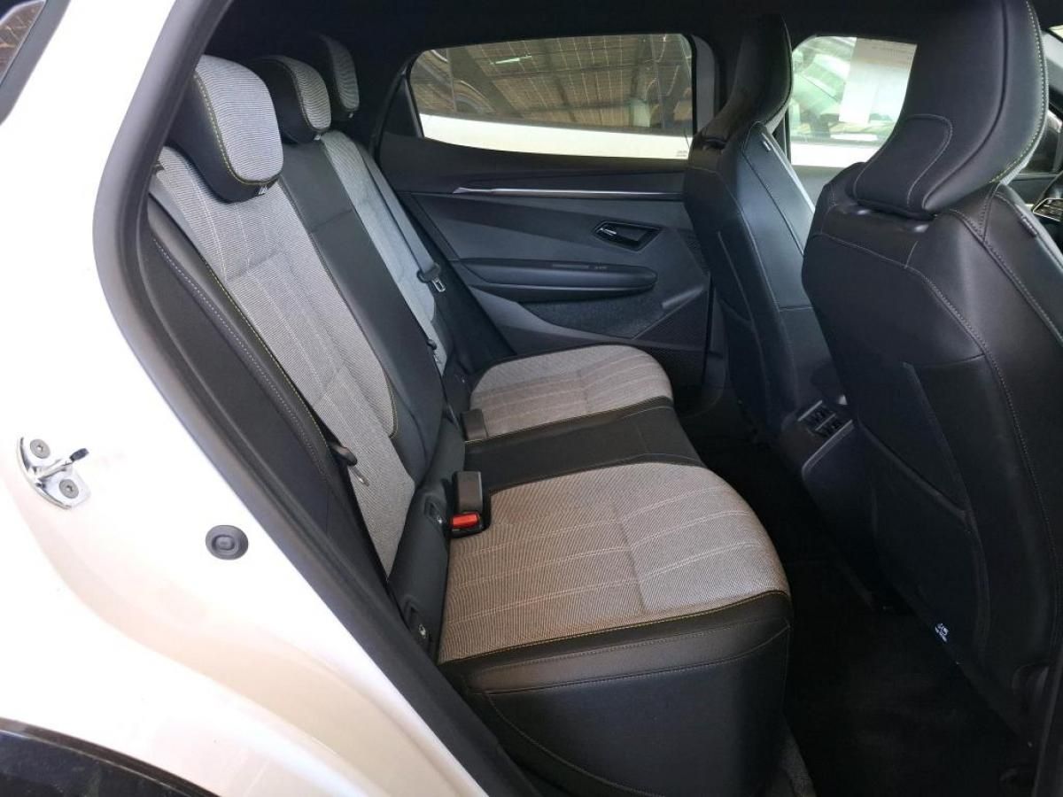 renault-megane-e-tech-2023-eletrico-0cc