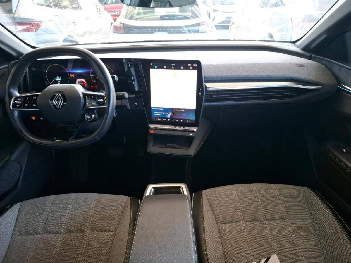 renault-megane-e-tech-2023-eletrico-0cc