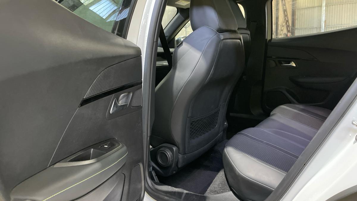 peugeot-e-2008-2021-eletrico-0cc