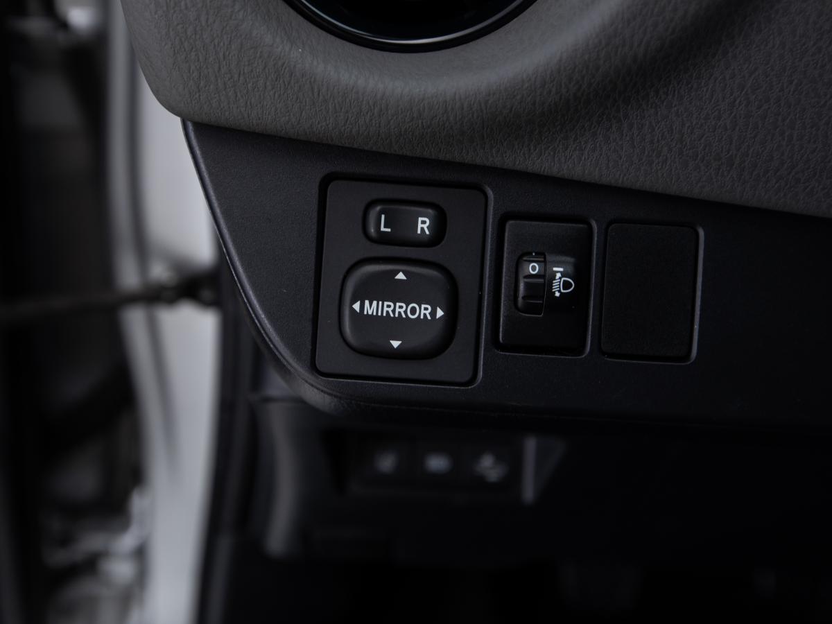 toyota-yaris-2020-gasolina-998cc