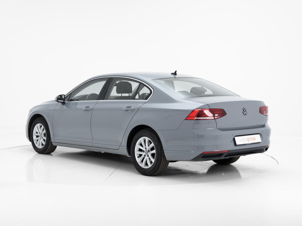 volkswagen-passat-2022-diesel-1968cc