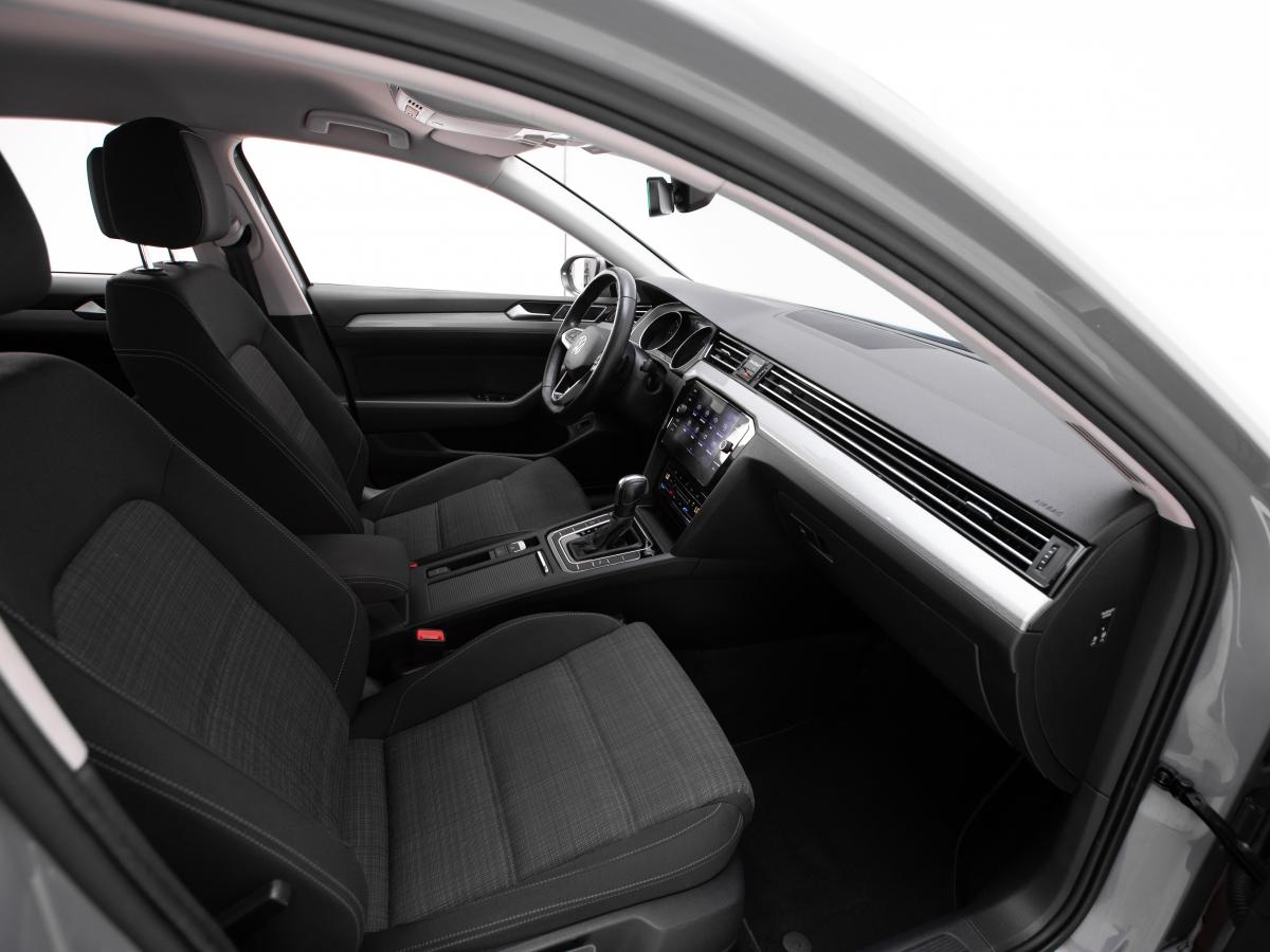 volkswagen-passat-2022-diesel-1968cc