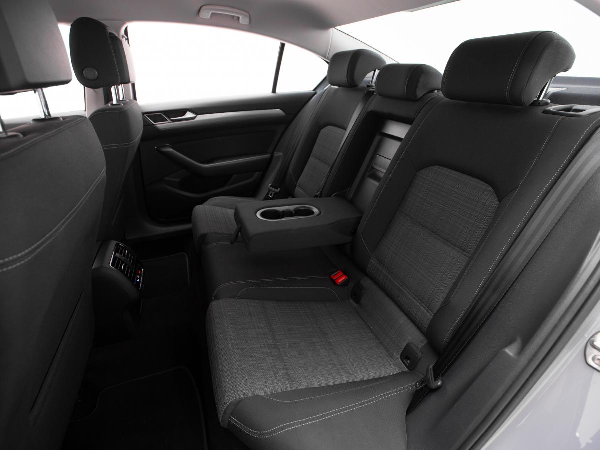 volkswagen-passat-2022-diesel-1968cc