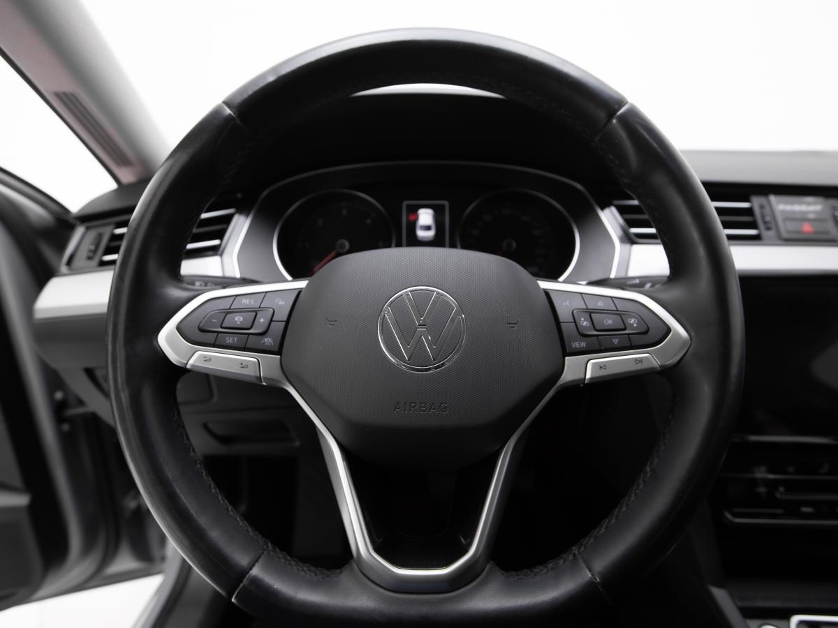 volkswagen-passat-2022-diesel-1968cc