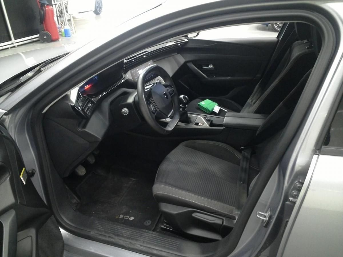 peugeot-308-sw-2022-diesel-1499cc