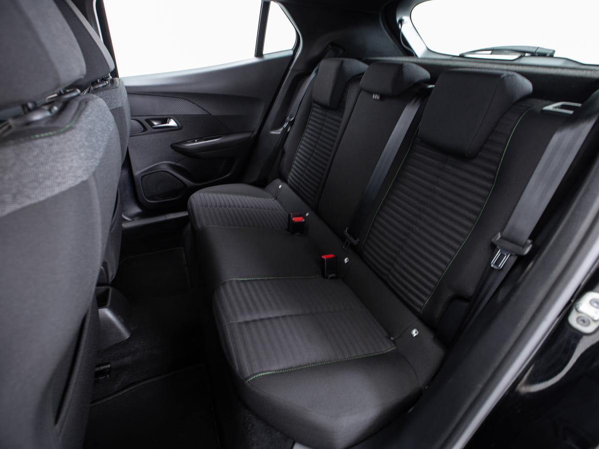 peugeot-2008-2023-gasolina-1199cc