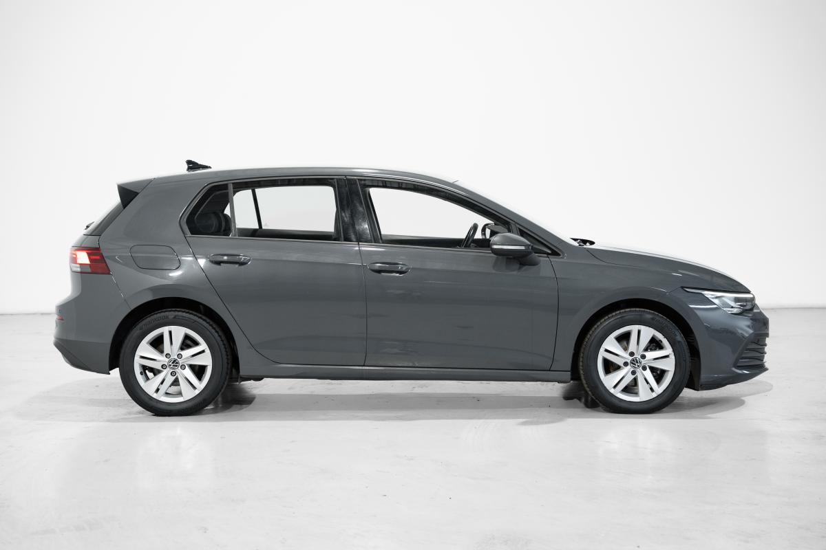 volkswagen-golf-2022-diesel-1968cc