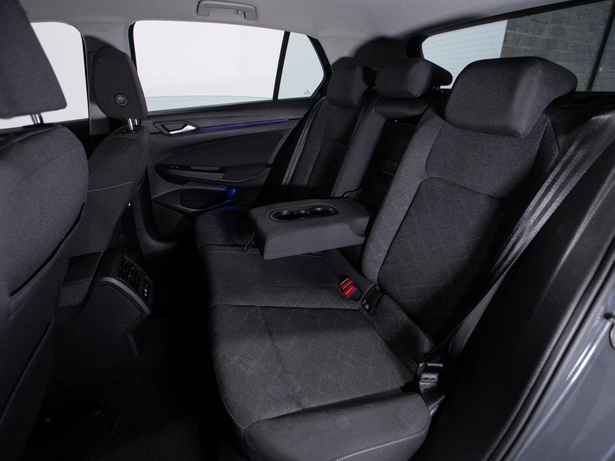 volkswagen-golf-2022-diesel-1968cc