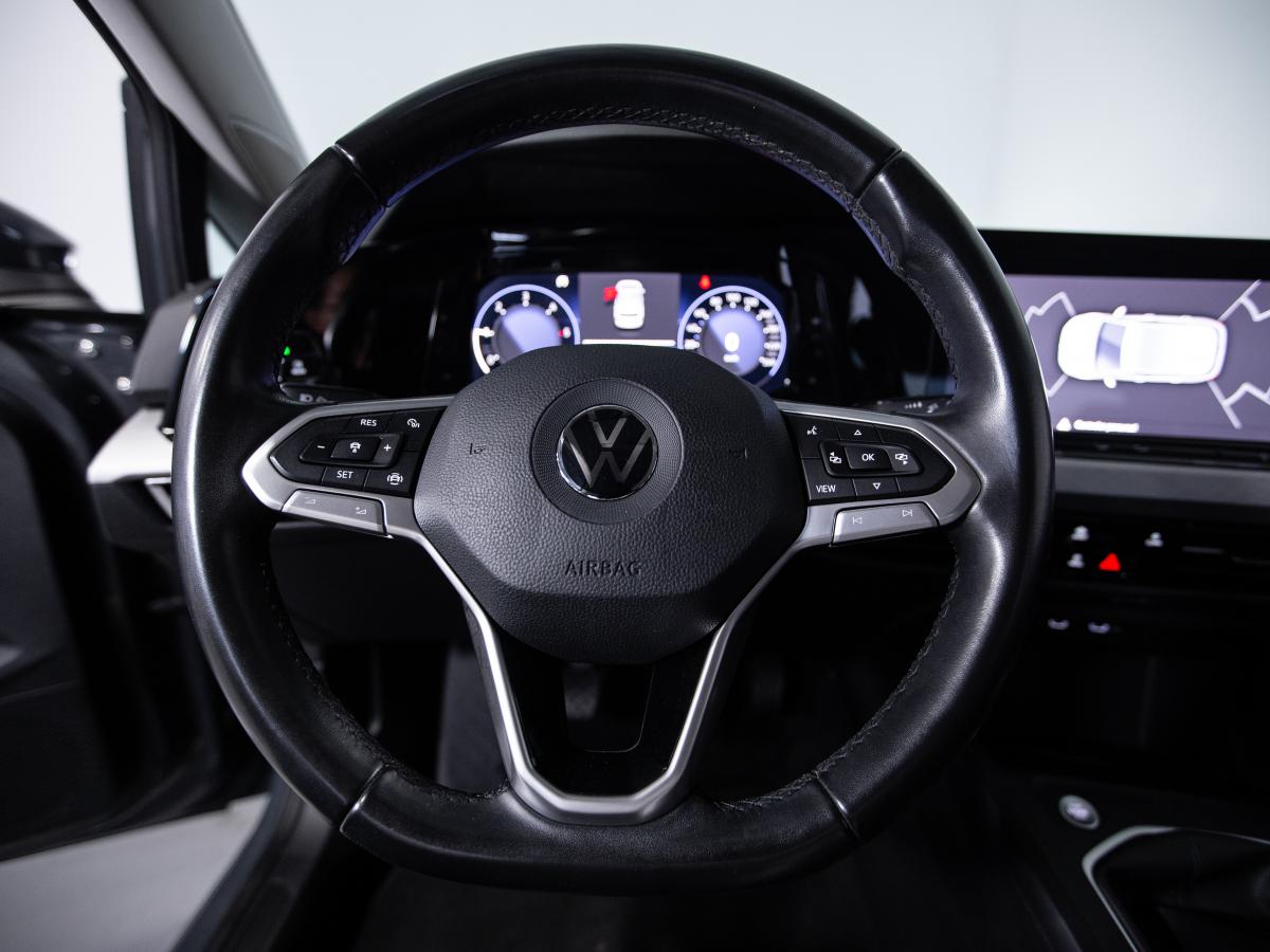 volkswagen-golf-2022-diesel-1968cc