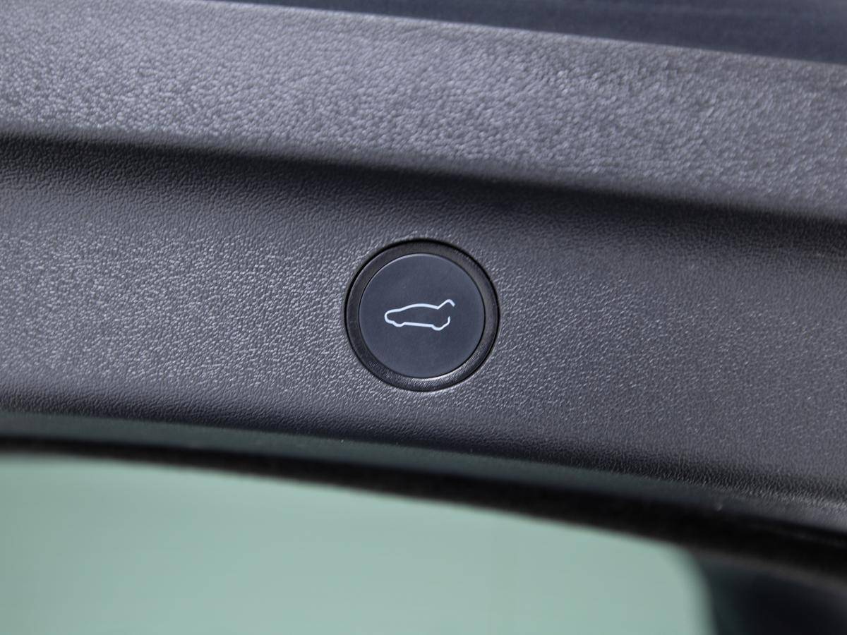 tesla-model-y-2022-eletrico-0cc
